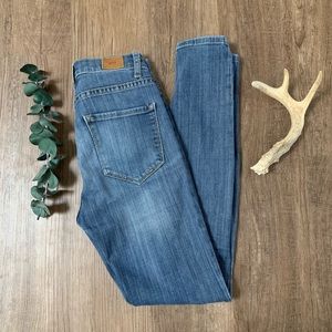 COPY - BDG jeans. High rise, twig ankle. 25.